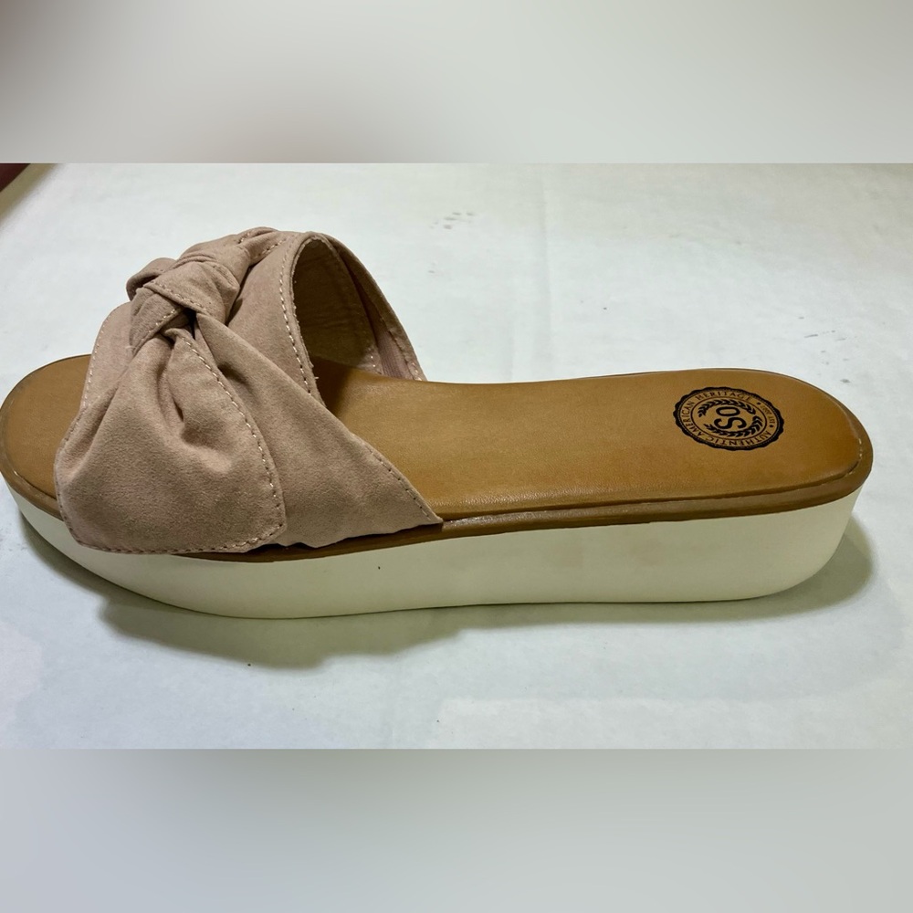 SO Blush Sandals with Bow Detail -Size 7.5 - Picture 4 of 8